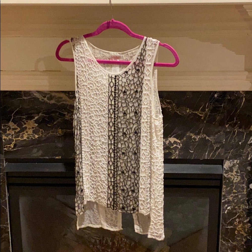Beautiful silk beaded sleeveless top.